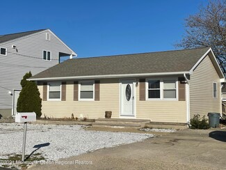 3432 Lisbon Ave, Toms River, NJ 08753