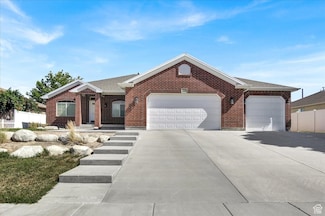 1184 W Margaret Rose Dr, Riverton, UT 84065