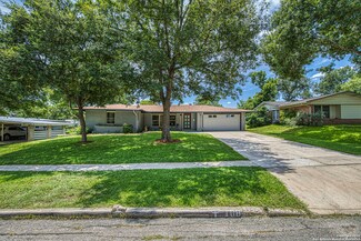 108 Beechwood Ln, San Antonio, TX 78216
