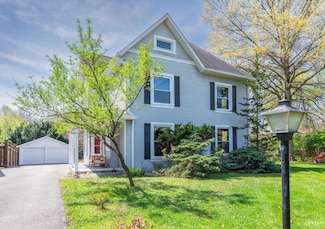 1202 E Maxwell Ln, Bloomington, IN 47401