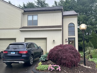 12 Spindle Hill Rd Unit 8A, Wolcott, CT 06716