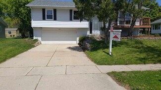 7102 Donna Dr, Middleton, WI 53562
