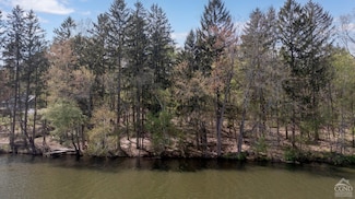 0 W Shore Dr, Niverville, NY 12184
