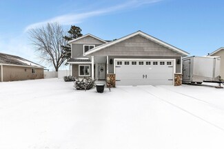 6837 24th St N, Saint Cloud, MN 56303