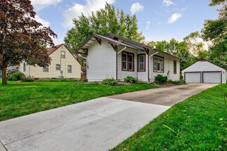 414 8th St SE, Waseca, MN 56093