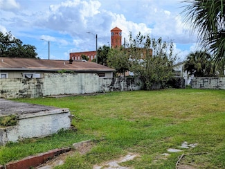 2114 W Beach St, Tampa, FL 33607