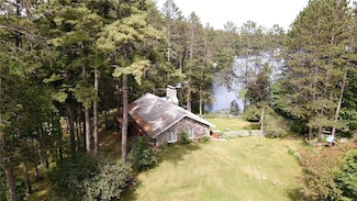 N9988 Mohawksin Rd, Tomahawk, WI 54487