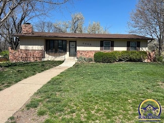 2405 SE Gemini Ave, Topeka, KS 66605