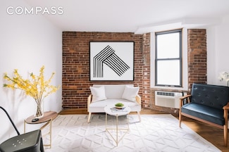 15 Jones St Unit 5H, New York, NY 10014