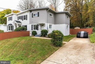 10721 Maple St, Fairfax, VA 22030