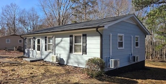 1368 Beverly Heights Rd, Chatham, VA 24531