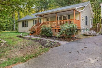 45 Rabbit Valley Rd, Oxford, ME 04270