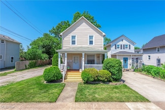 613 High St, Fairport Harbor, OH 44077