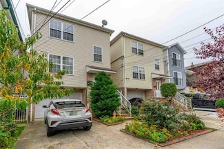 844 Lafayette St, Elizabeth, NJ 07201