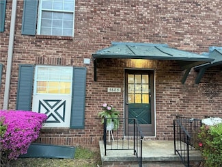 5685 Kingsport Dr NE Unit 1, Atlanta, GA 30342