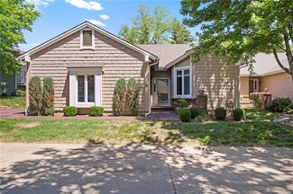 4 W 127th St, Kansas City, MO 64145
