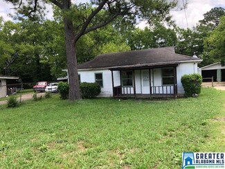 141 Houston Dr, Bessemer, AL 35020