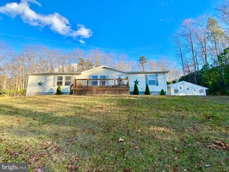1381 Lower Timber Ridge Rd, Seneca Rocks, WV 26884