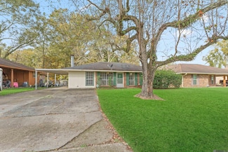 9755 Gov Beauvais Dr, Baton Rouge, LA 70811