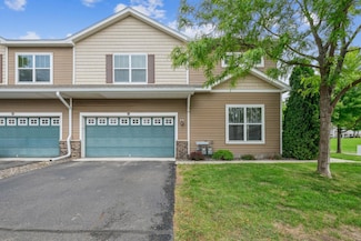 1964 Commonwealth Blvd Unit 5, Chanhassen, MN 55317