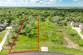 32718 Bayou Bend, Richwood, TX 77515
