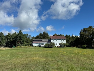 4 Plainfield Rd, Charlemont, MA 01339