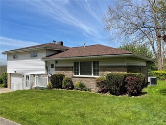 53 Oak St, Manor, PA 15665