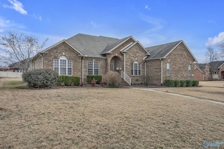 17308 Noble Cir, Athens, AL 35611