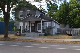 813 Butterworth St SW, Grand Rapids, MI 49504