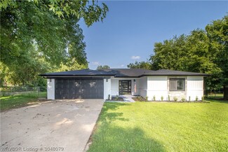 908 5th Terrace, Barling, AR 72923