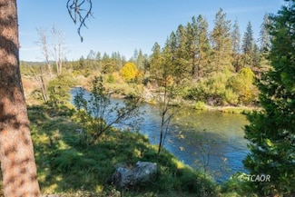 6686 Browns Mountain Rd, Douglas City, CA 96024
