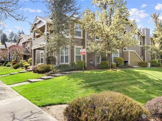 1899 Mcneil Cir Unit H-1, Dupont, WA 98327