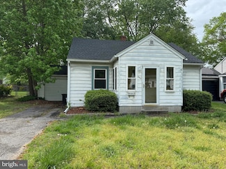 346 S Golfwood Ave, Penns Grove, NJ 08069