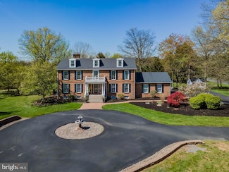41 Linda Dr, Mechanicsburg, PA 17050