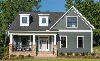 1177 Round Meadow Dr, Christiansburg, VA 24073