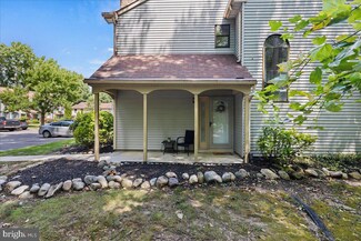 24 Tynemouth Ct, Trenton, NJ 08691