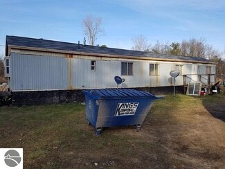 9944 Parks Rd, Elwell, MI 48832