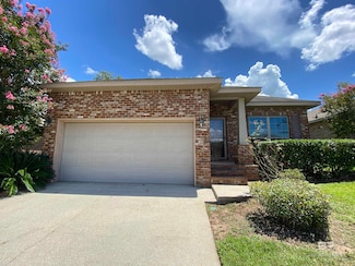 10608 Dunmore Dr, Daphne, AL 36526