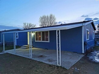 743 S 4th Ave, Othello, WA 99344