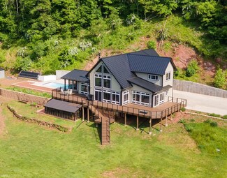 362 Old Cabin Rd, Max Meadows, VA 24360