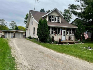 808 Fremont St, Fremont, WI 54940
