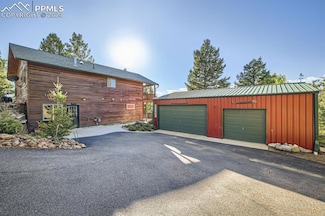 25 Amanda Cir, Florissant, CO 80816