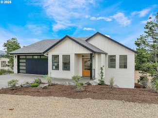 466 Meadows Dr, Manzanita, OR 97130