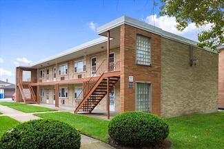 6244 W 64th Place Unit 104, Chicago, IL 60638