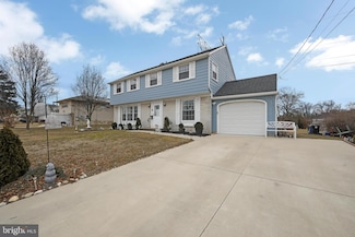 702 Hilltop Rd, Cinnaminson, NJ 08077