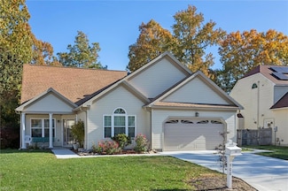 900 Holbrook Dr, Newport News, VA 23602