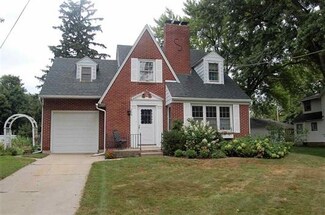 208 E Brayton Rd, Mount Morris, IL 61054
