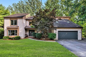 3116 Overridge Dr, Ann Arbor, MI 48104