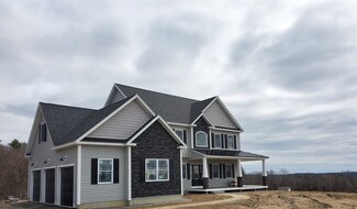 54 Cortland Ave, Weare, NH 03281