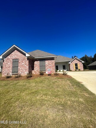 596 Westfield Dr, Jackson, MS 39208